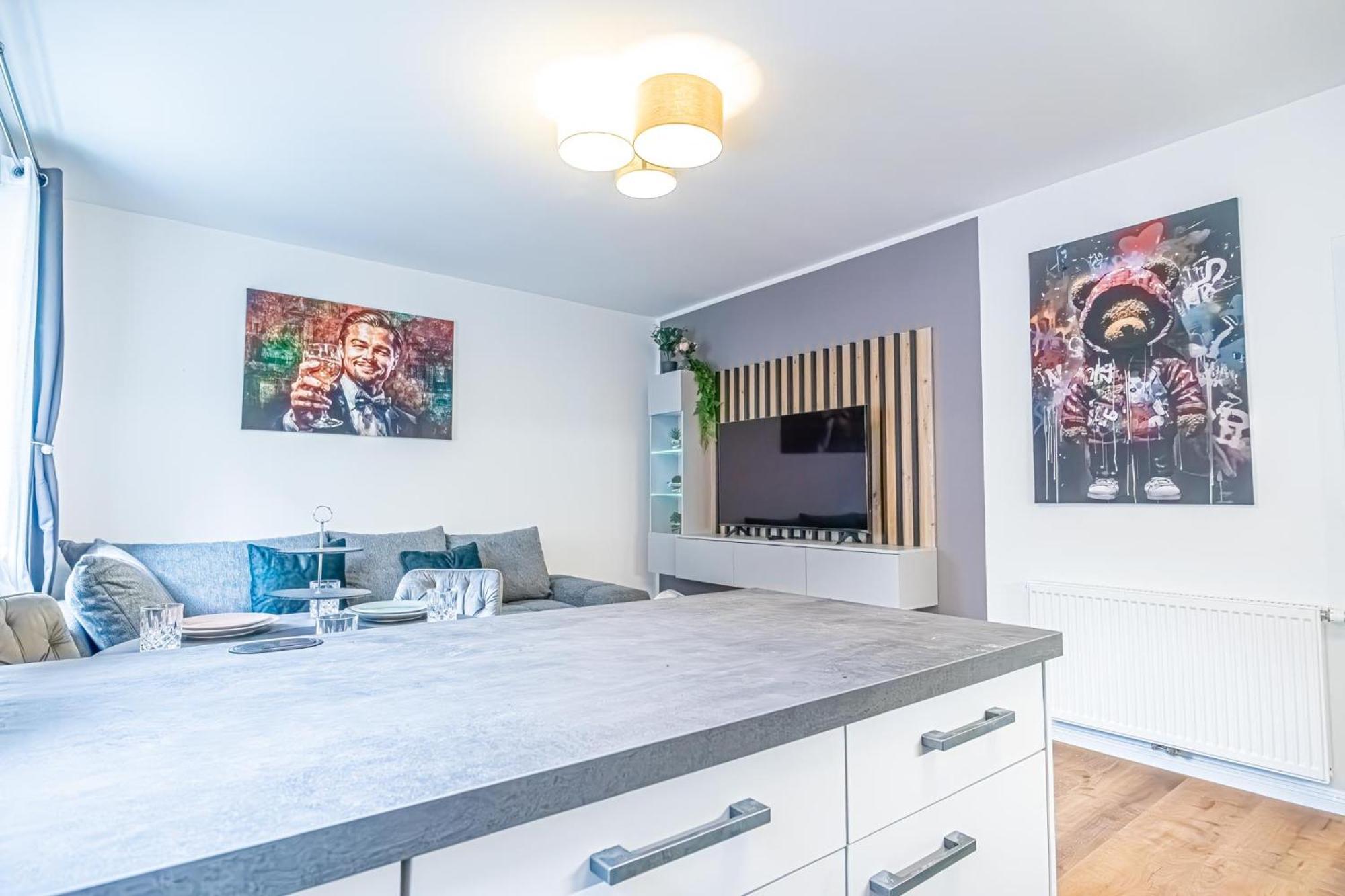 Charming 1Br And 1Lr Apt Modern Design Donaustadt Βιέννη Εξωτερικό φωτογραφία