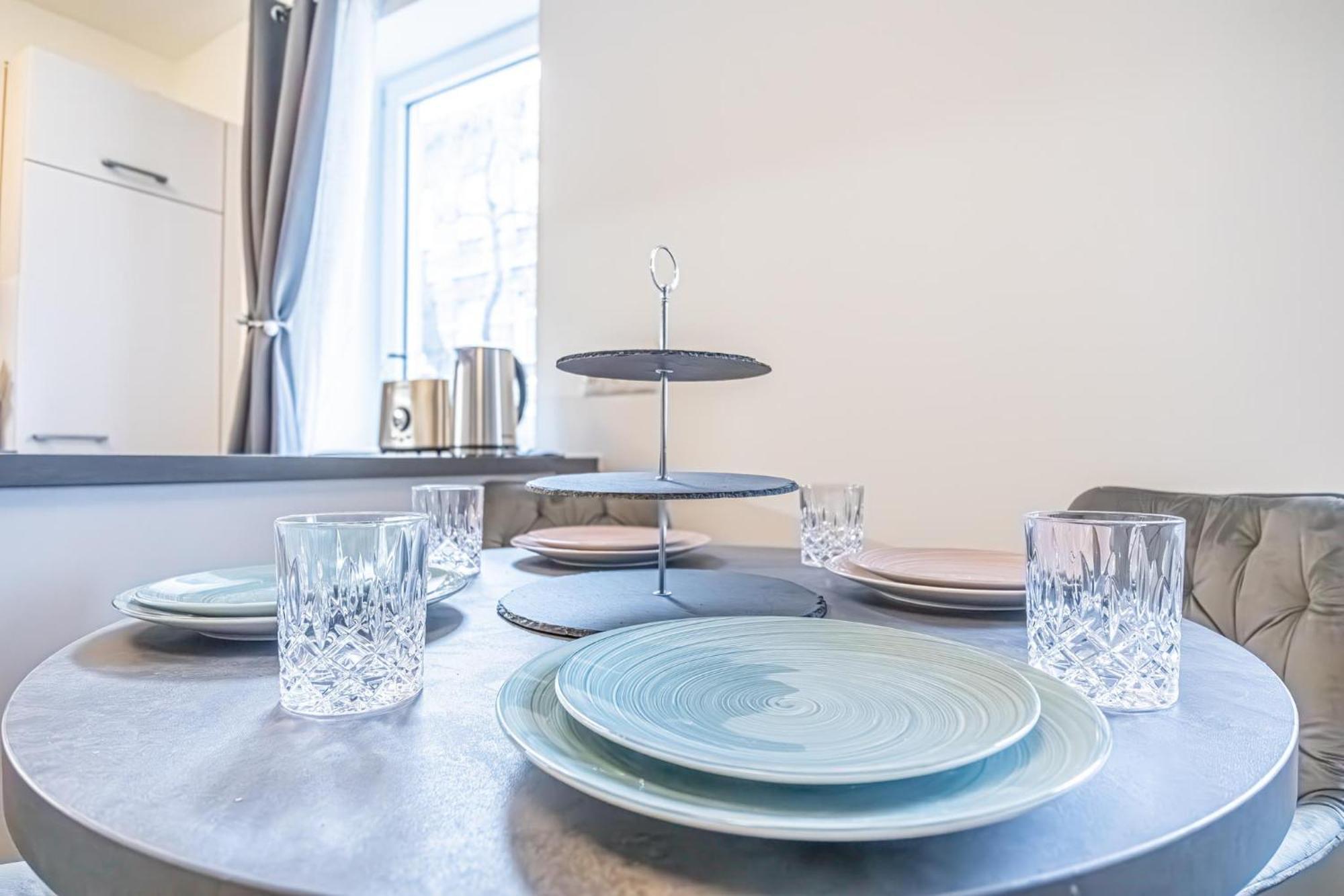 Charming 1Br And 1Lr Apt Modern Design Donaustadt Βιέννη Εξωτερικό φωτογραφία