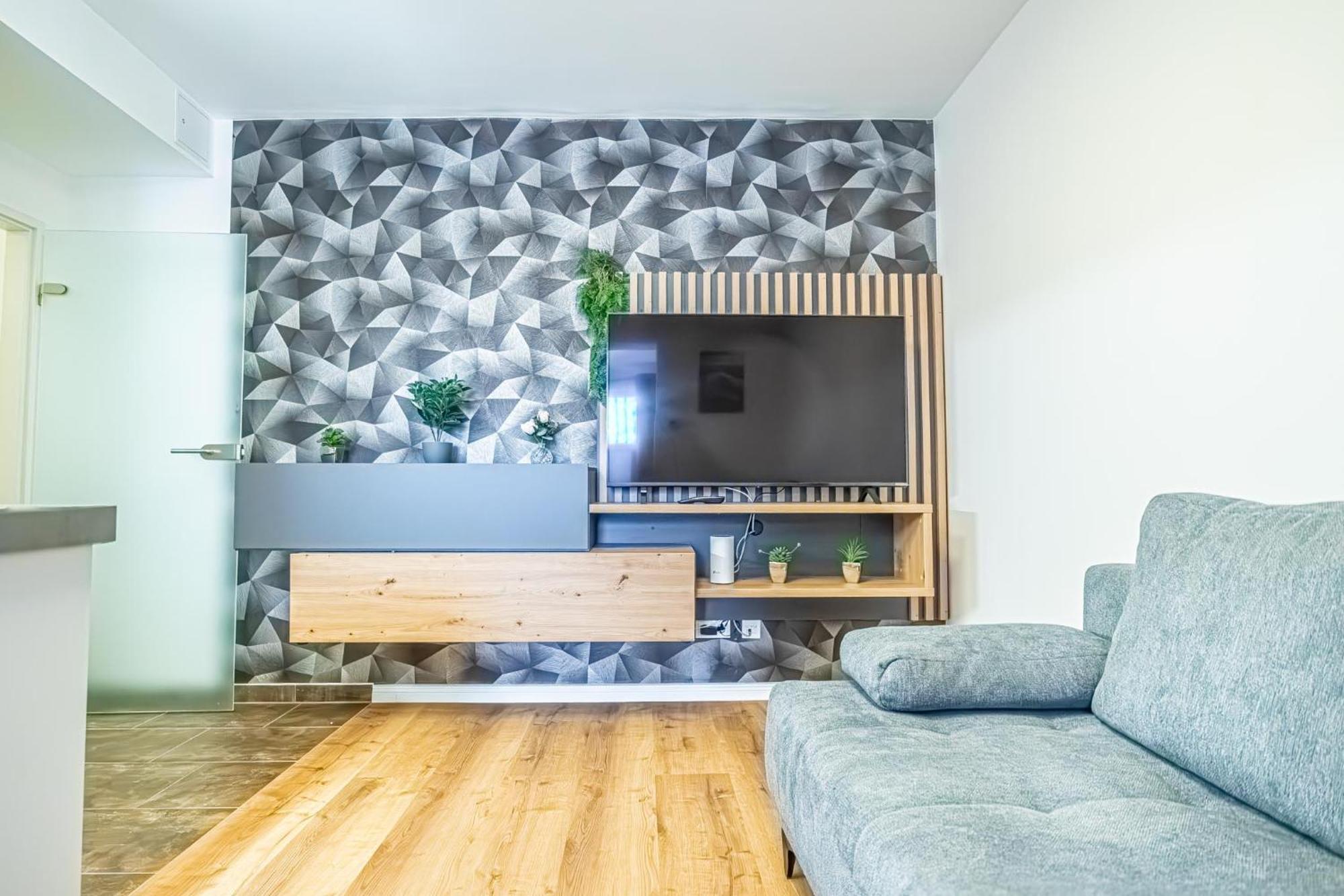 Charming 1Br And 1Lr Apt Modern Design Donaustadt Βιέννη Εξωτερικό φωτογραφία